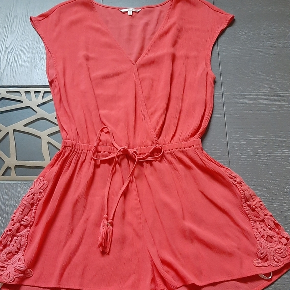 Hawaiian Tropic Other - Elegant Coral Romper with Embroidery